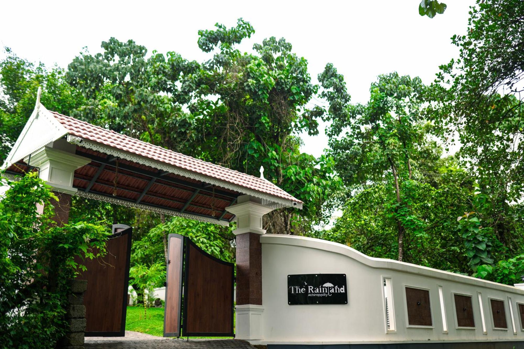 Athirappilly Rainland Resort Exterior photo